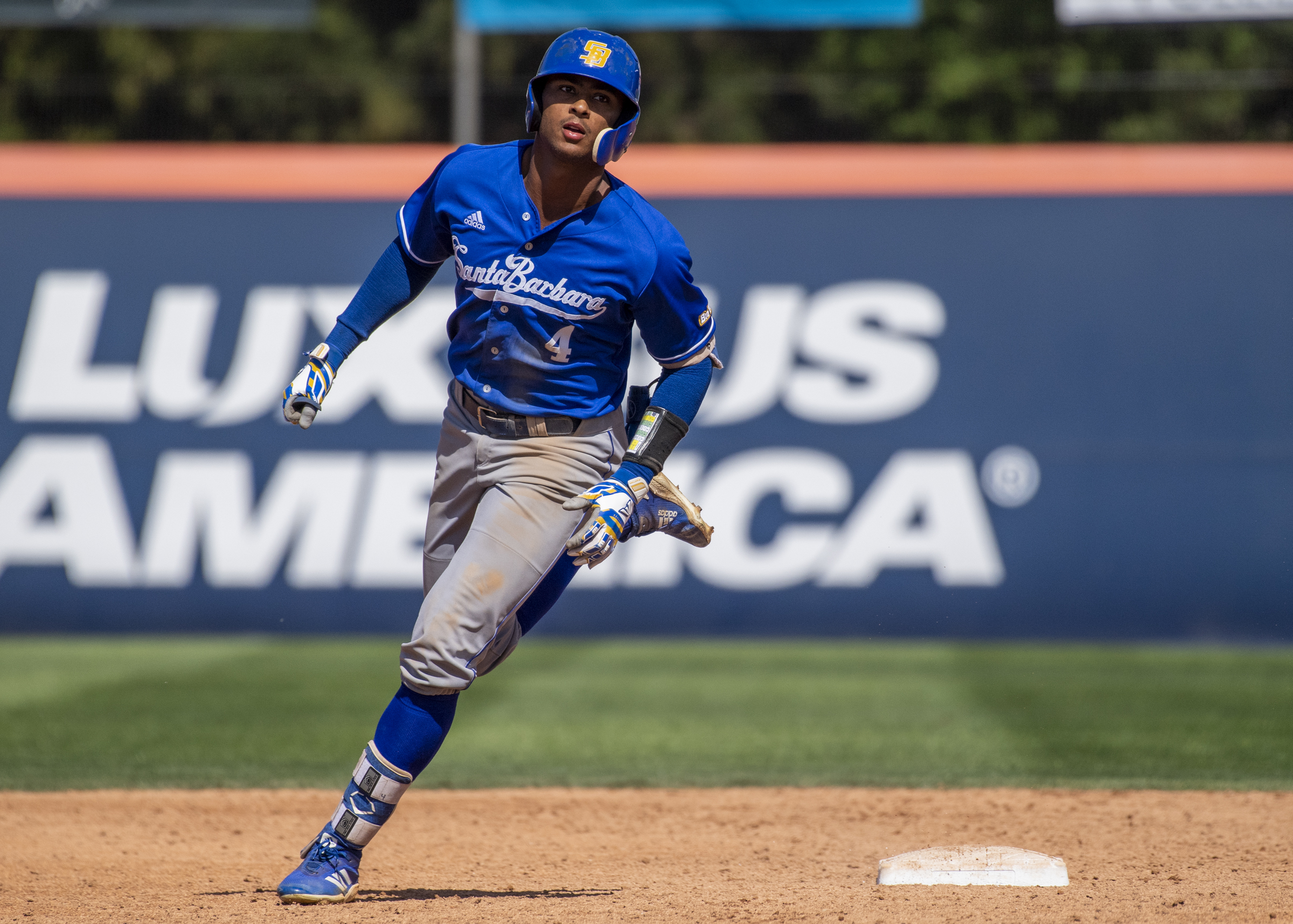 CBD Photo Gallery UC Santa Barbara defeats Fullerton in Big West